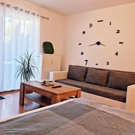 Brise Business Apartment Nahe Leipziger Messe - Porsche - Bmw - Dhl - Wlan - Parkplatz - Business Travelers Only المظهر الخارجي الصورة