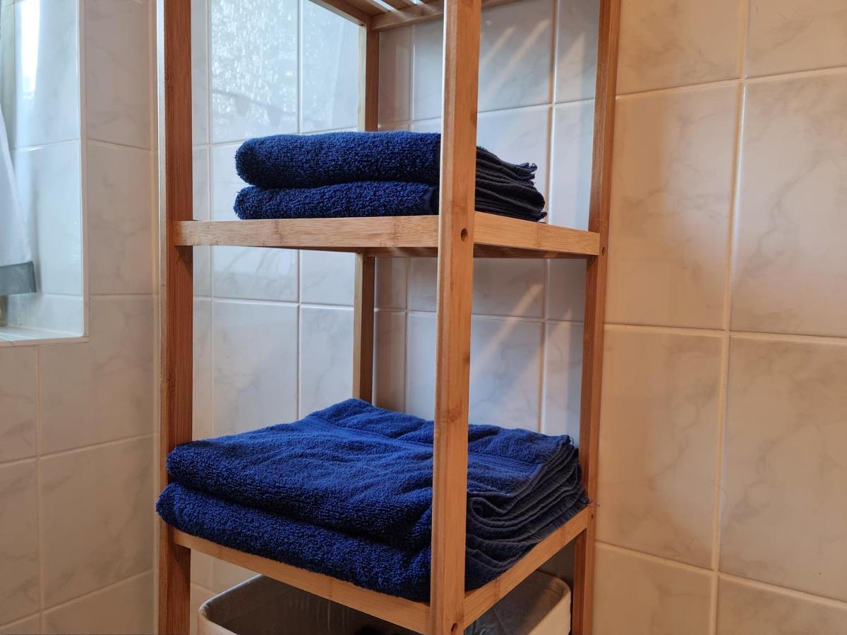 Brise Business Apartment Nahe Leipziger Messe - Porsche - Bmw - Dhl - Wlan - Parkplatz - Business Travelers Only المظهر الخارجي الصورة